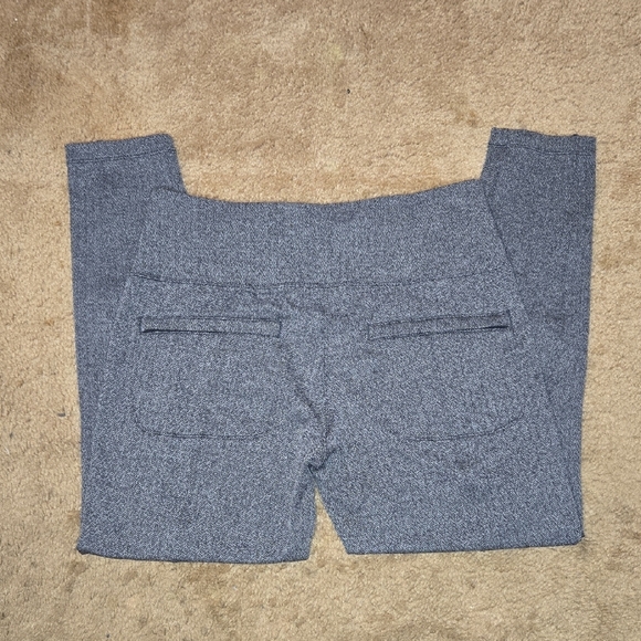 Athleta Black and White Herringbone Leggings - Picture 4 of 7